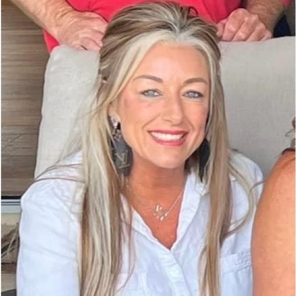 Meet your Posher, Christina